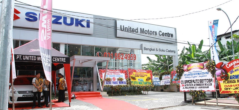 Grand Opening PT United Motors Centre Mayjend Sungkono Surabaya: BUKA CABANG IMBANGI KENAIKAN PASAR MOBIL